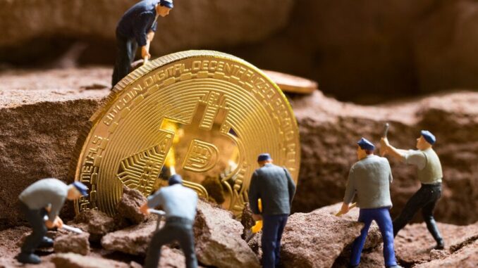 Solo Bitcoin Miners Are Winning More Blocks Lately—What Gives?
